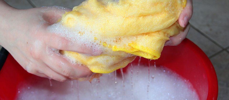 Cómo limpiar los cristales sin dejar rastros 1 putz bucket 1290951 960 720