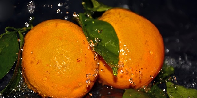 Diez consejos para limpiar frutas y verduras y evitar intoxicaciones 6 oranges 4255644 640